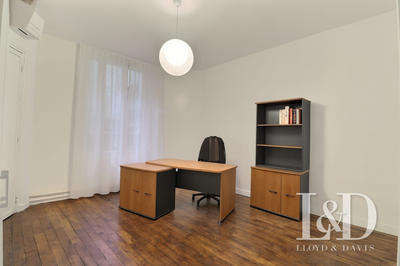Bureau - 175 m² - 6 pièces