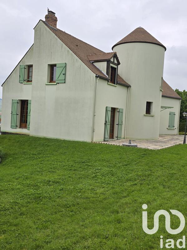 Maison - 196 m² - 6 pièces