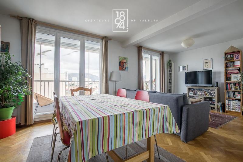 Appartement - 76 m² - 4 pièces