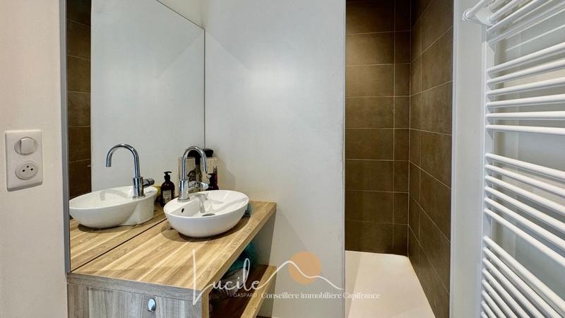 Maison - 184 m² - 6 pièces