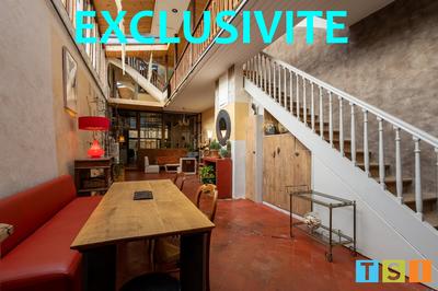 Maison - 200 m² - 8 pièces