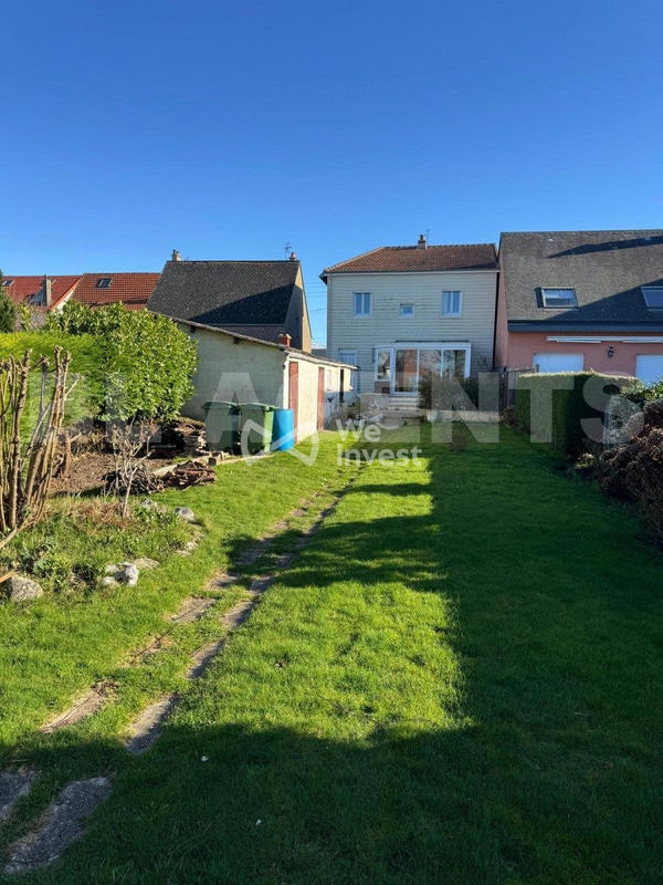 Maison - 98 m² - 6 pièces