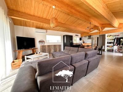 Maison - 105 m² - 4 pièces