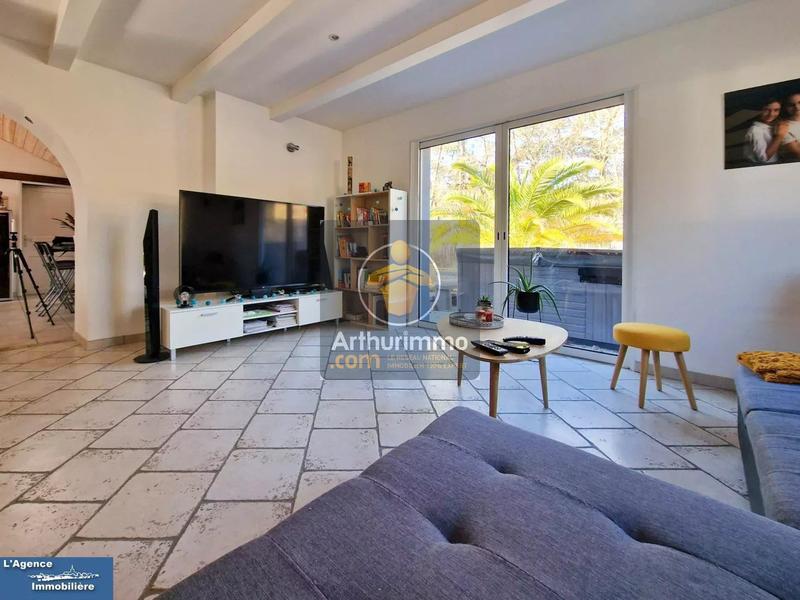 Maison - 137 m² - 6 pièces
