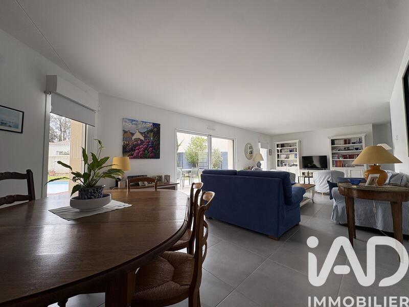 Maison - 170 m² - 6 pièces