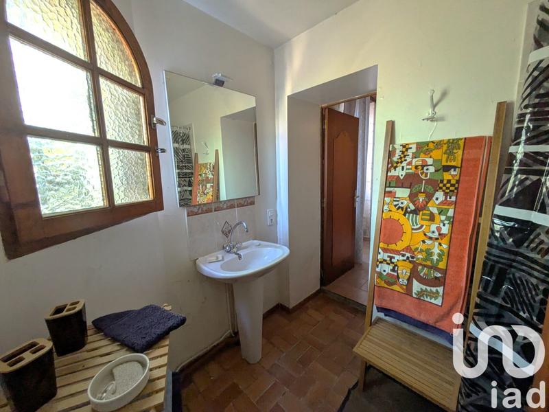 Maison - 235 m² - 10 pièces