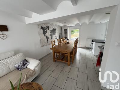 Maison - 104 m² - 5 pièces