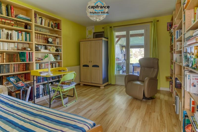 Maison - 185 m² - 8 pièces