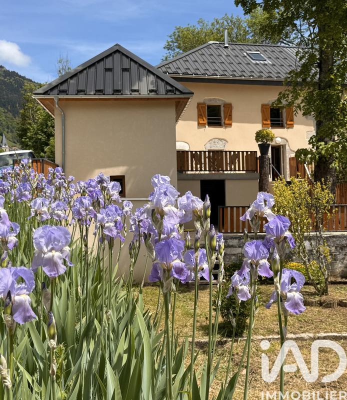 Maison - 150 m² - 5 pièces