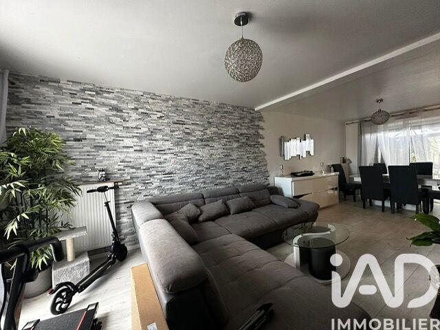 Maison - 80 m² - 5 pièces