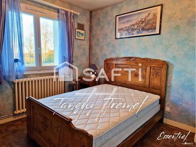 Maison - 87 m² - 5 pièces