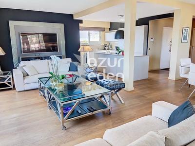 Appartement - 143 m² - 5 pièces