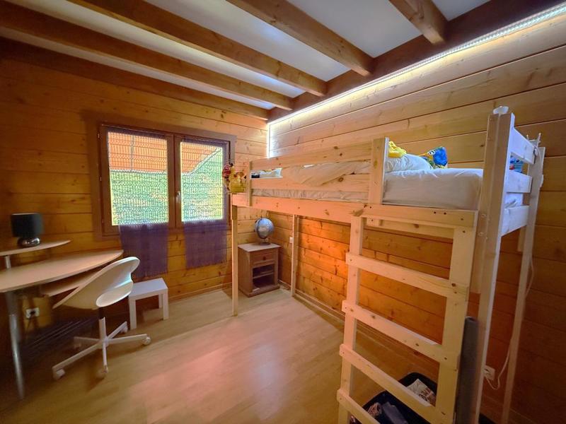 Maison - 400 m² - 4 pièces