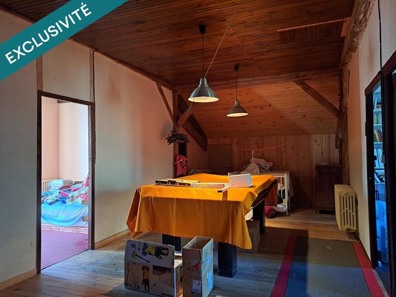 Maison - 211 m² - 9 pièces