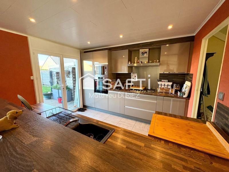 Maison - 95 m² - 6 pièces