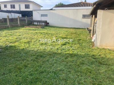 Terrain constructible - 328 m²