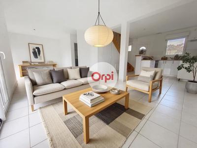 Maison - 85 m² - 5 pièces