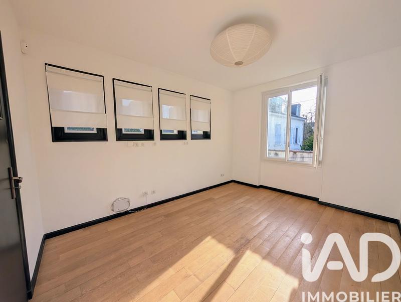 Maison - 182 m² - 6 pièces