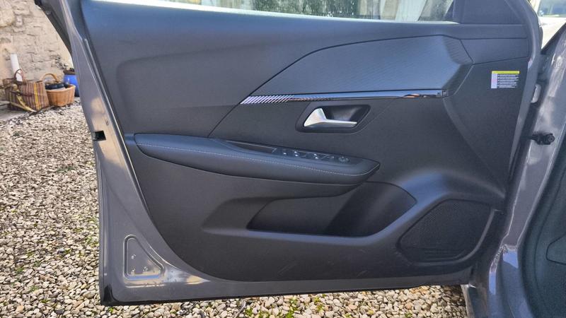 Peugeot 208 1.2 Hybrid 100 e-Dsc6 Allure - Première main Automatique