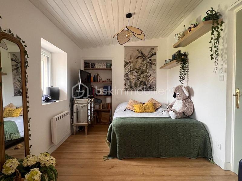 Maison - 96 m² - 4 pièces