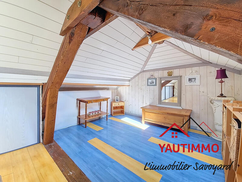 Maison - 100 m² - 4 pièces