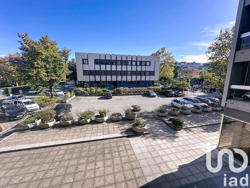 Appartement - 93 m² - 4 pièces