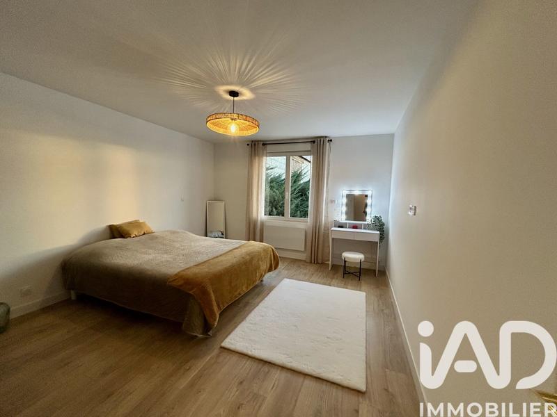 Maison - 167 m² - 5 pièces