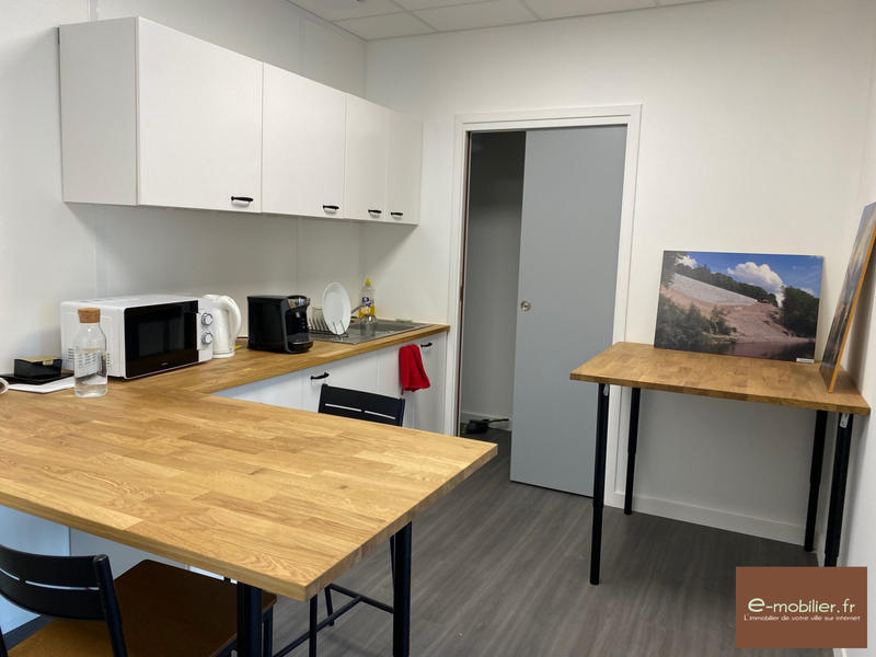 Bureau - 50 m² - 3 pièces