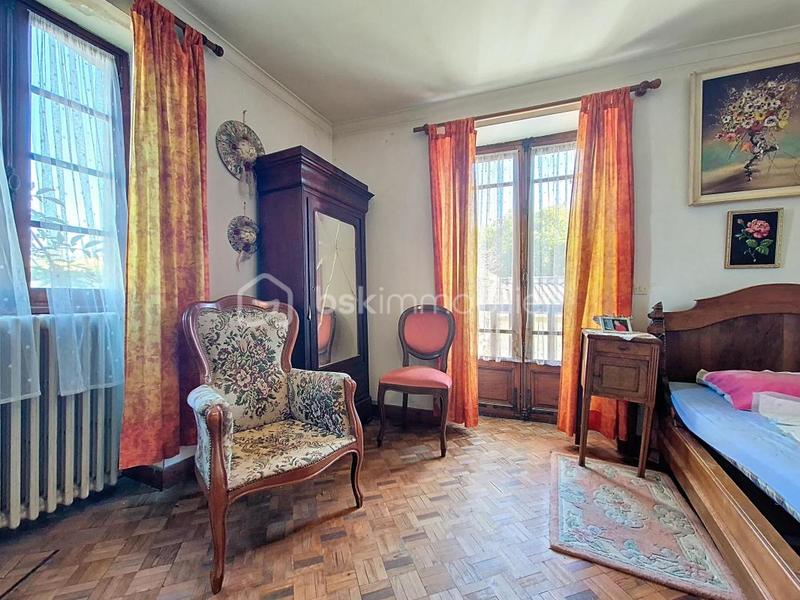 Maison - 165 m² - 7 pièces