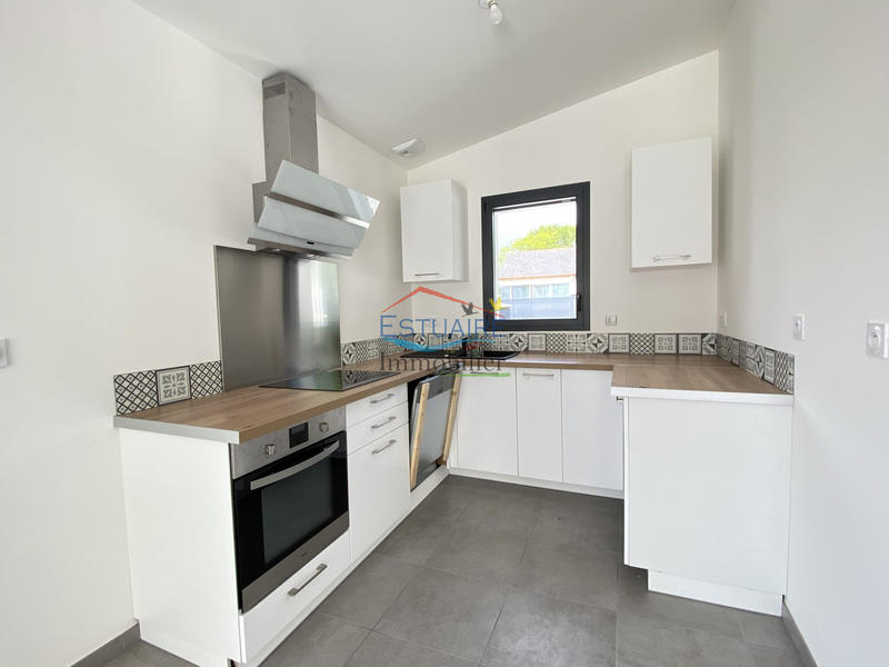 Maison - 94 m² - 5 pièces