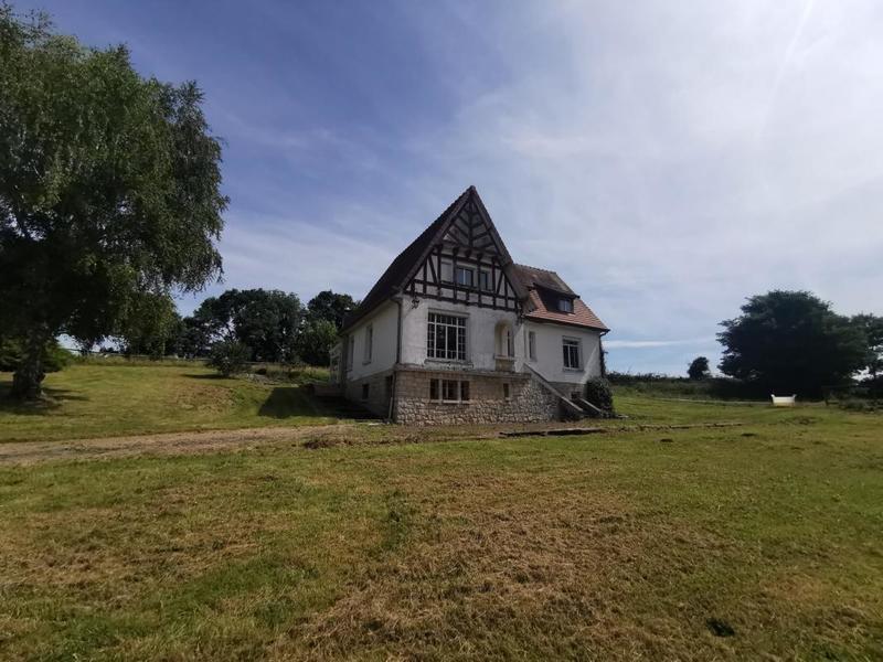 Maison - 220 m² - 5 pièces