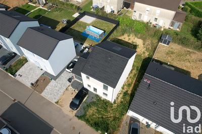 Maison - 98 m² - 5 pièces