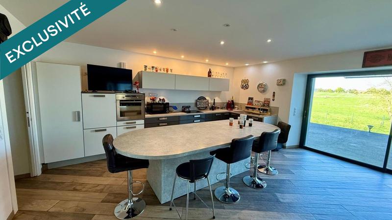 Maison - 180 m² - 5 pièces