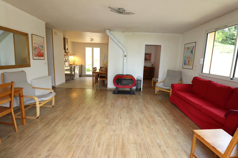 Maison - 90 m² - 5 pièces