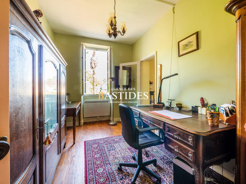 Maison ancienne - 229 m² - 7 pièces