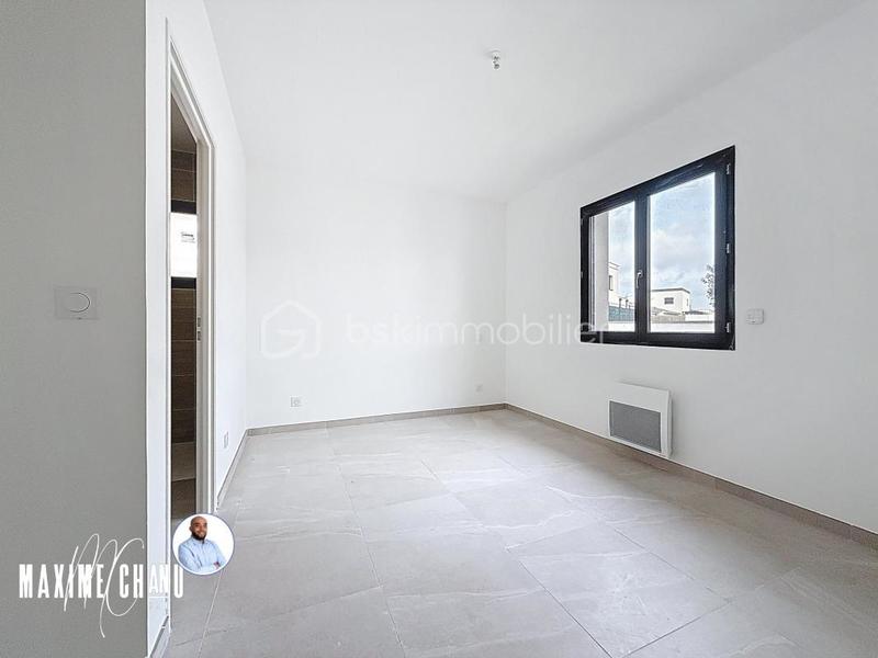 Maison - 102 m² - 4 pièces