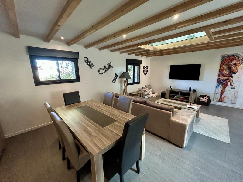 Maison - 161 m² - 4 pièces