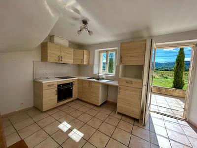 Maison - 65 m² - 4 pièces