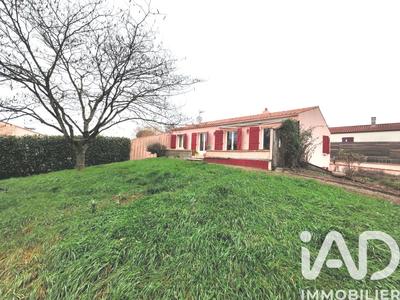 Maison - 95 m² - 6 pièces