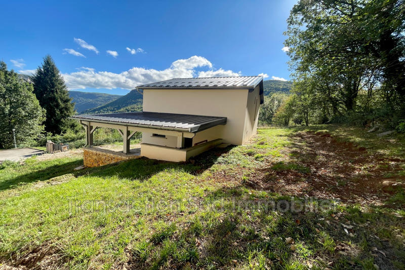 Maison contemporaine - 114 m² - 5 pièces