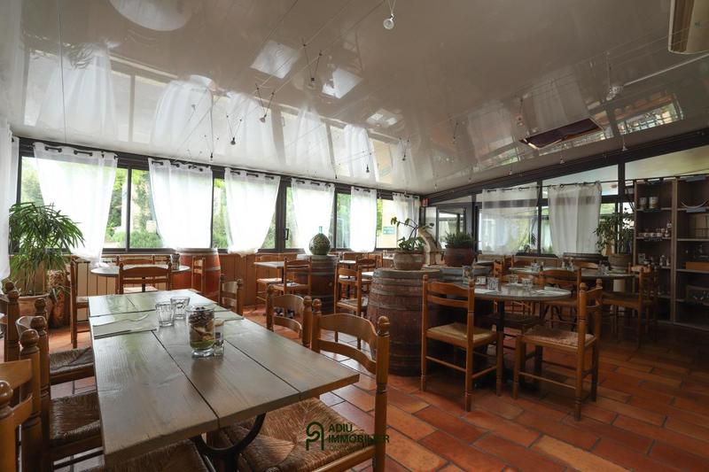 Immeuble - 300 m² - 13 pièces