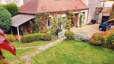 Maison - 220 m² - 7 pièces