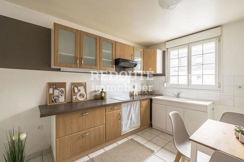 Appartement - 129 m² - 6 pièces