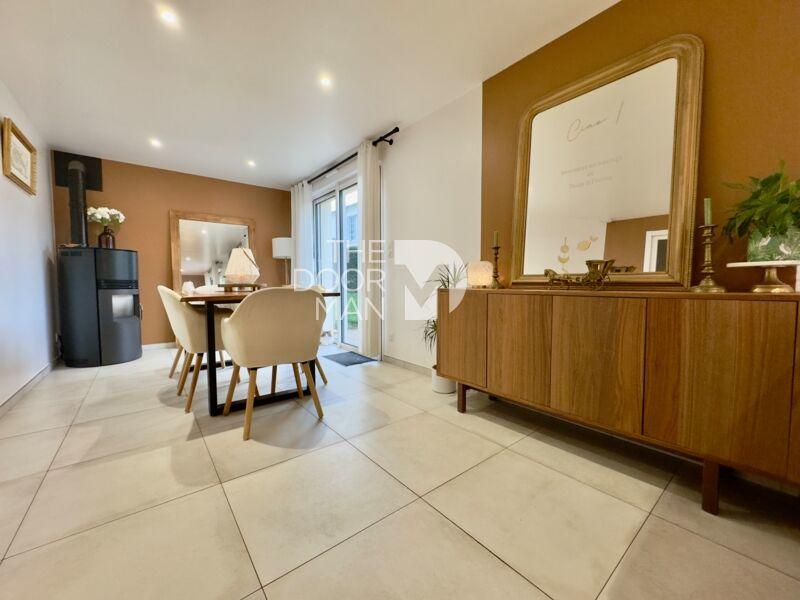 Maison - 110 m² - 5 pièces