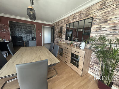 Appartement - 95 m² - 4 pièces