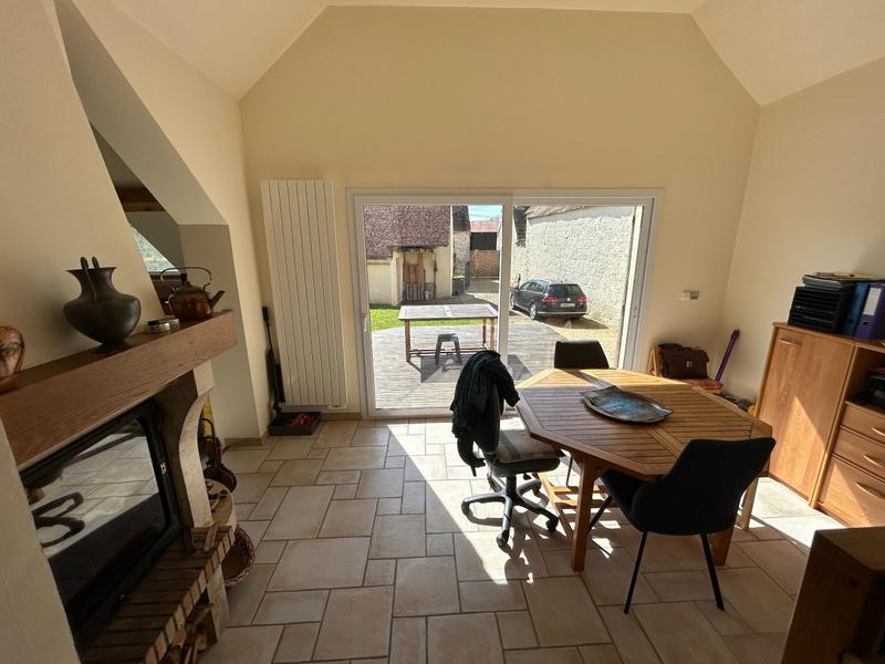 Maison - 203 m² - 6 pièces