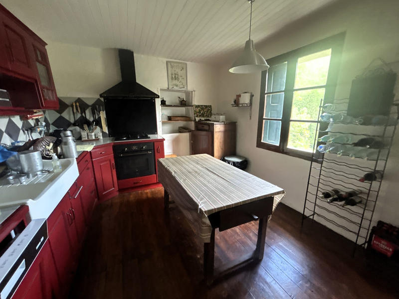 Mas - 200 m² - 8 pièces