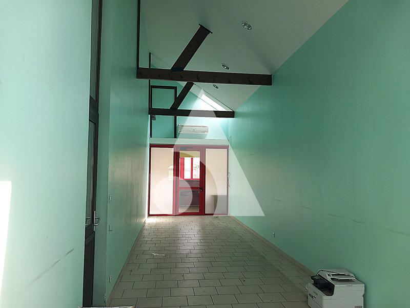 Local commercial - 370 m²