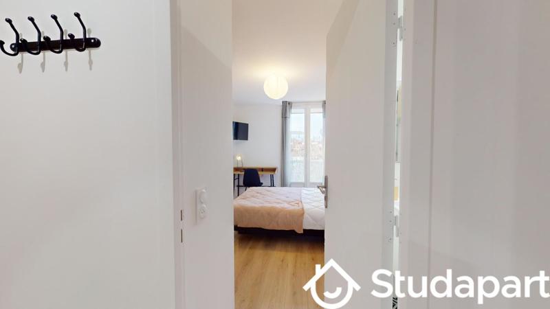 Chambre - 11 m² - 1 pièce