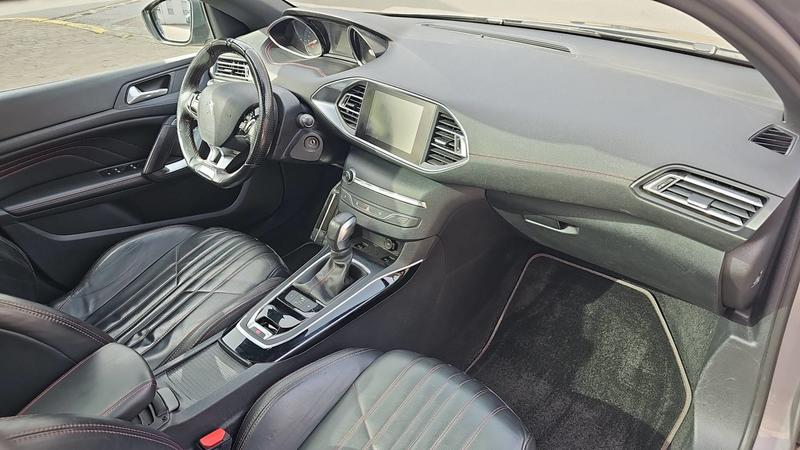 Peugeot 308 II 1.2 PureTech 130 Eat6 Gt-Line